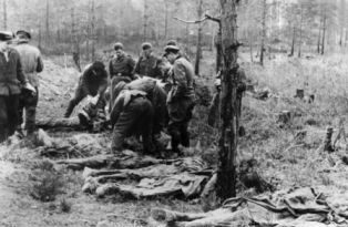 Cuerpos hallados en el Bosque de Katyn