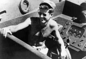 John F. Kennedy a bordo de la PT-109
