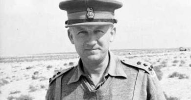 Teniente General William Gott