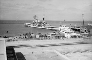 Puerto de Haifa durante la Segunda Guerra Mundial